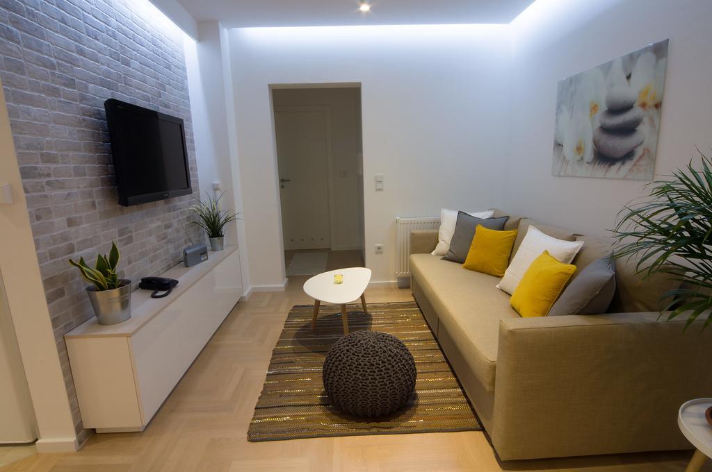 Paula Apartment Zagreb Buitenkant foto