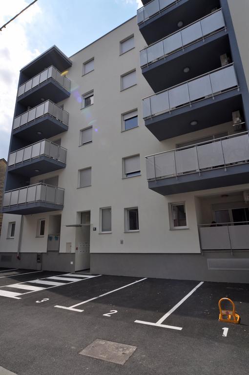 Paula Apartment Zagreb Buitenkant foto